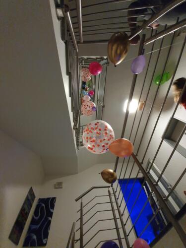 Tombé de ballons, cage d'escaliers Mme Schiffler (4) - Copie
